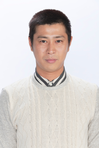 尾形貴弘（パンサー）