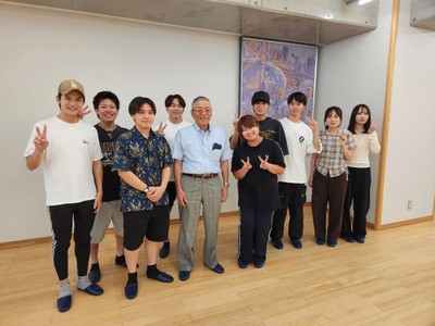 豊浜漁協を訪問した日隈ゼミの学生たち