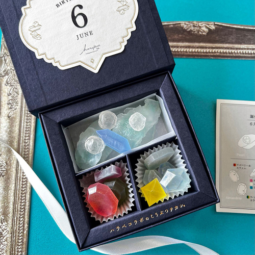 一ヶ月間限定でお作りする人気の誕生石シリーズ