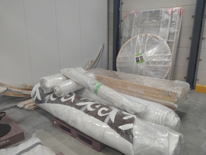 寄贈品実物（大型ユルト）