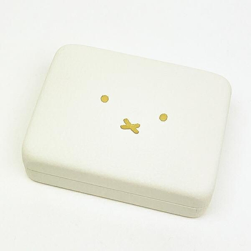 ミッフィーのおしゃれなアクセサリーケース