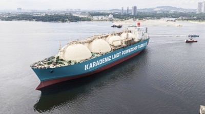 浮体式LNG貯蔵・再ガス化設備(FSRU)に改造され、Synergy Marine Groupの技術管理のもとで稼働準備が進むKARADENIZ LNGT POWERSHIP TÜRKIYE
