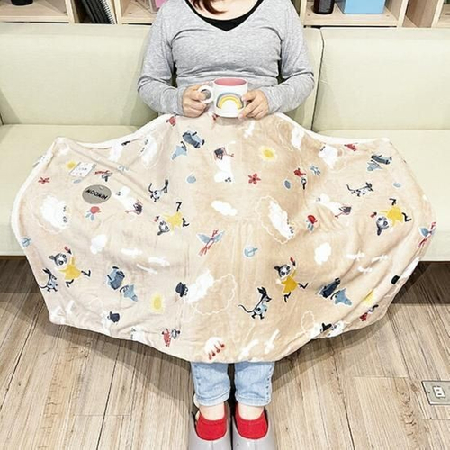 ムーミンのナチュラルデザインのブランケット