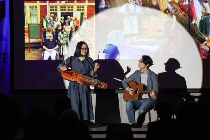 敢闘賞の滝さん（左）