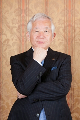 著者:小山昇
