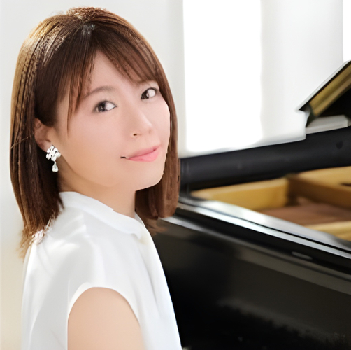 香川 明美氏(ピアノ)