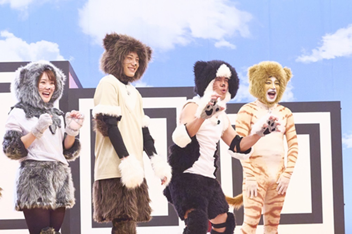 場面写真／左からなつぽい、髙松、武井、酒井