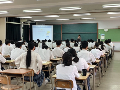 ドラッグストアモリ薬剤師が高校生向けに 「薬物乱用防止教室」を継続実施