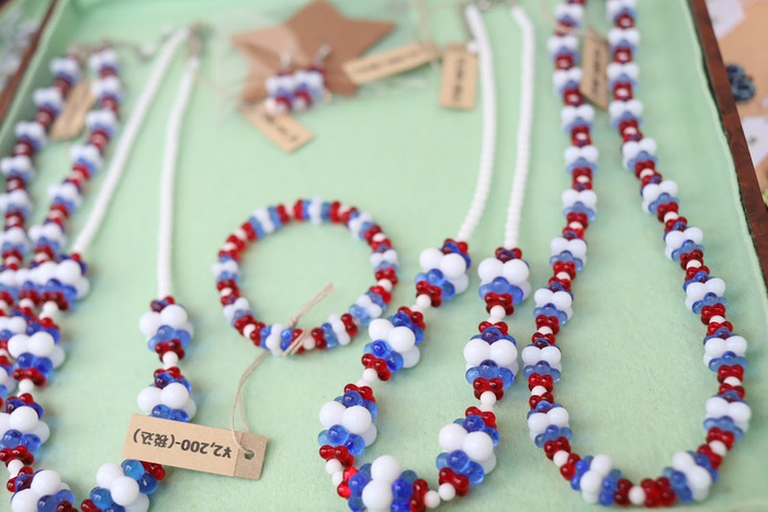 チェコビーズのかわいいアクセサリー