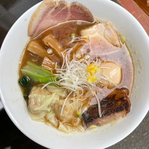 特製醤油ラーメン　