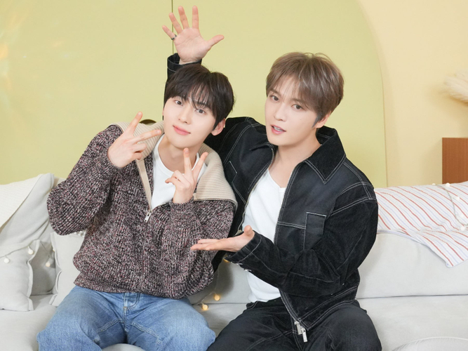 【#16】&copy; A+E GLOBAL MEDIA KOREA