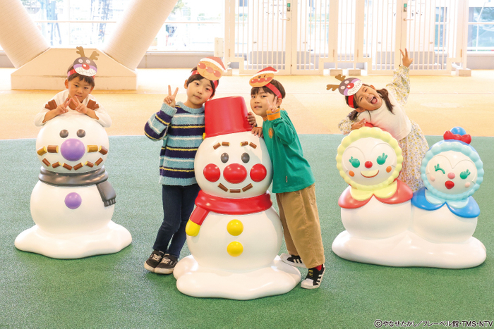 クリスマス装飾とフォトスポット※画像はイメージです