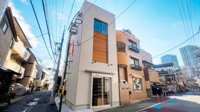10月19日放送 日本テレビ「ZIP!」でアースの狭小住宅が紹介されました！「9坪でパン屋を営む」店舗併用3階建て住宅の設計の工夫を公開