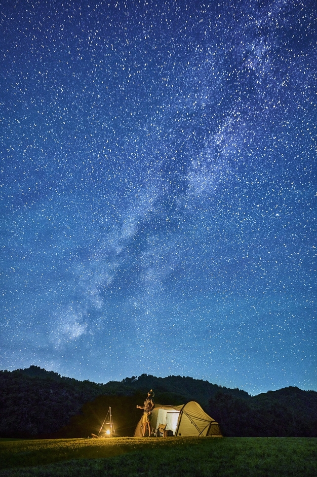 美坂高原の星空(撮影:キャンプフォトグラファー 猪俣慎吾氏)