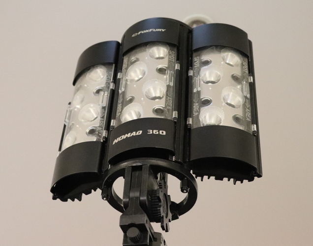 スポットライト照射