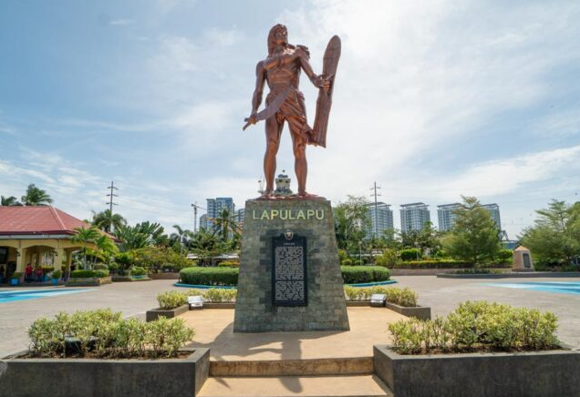 ラプラプ／マゼラン記念碑