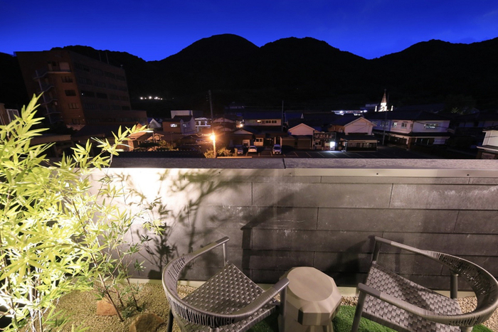 別館・半露天風呂付和洋室