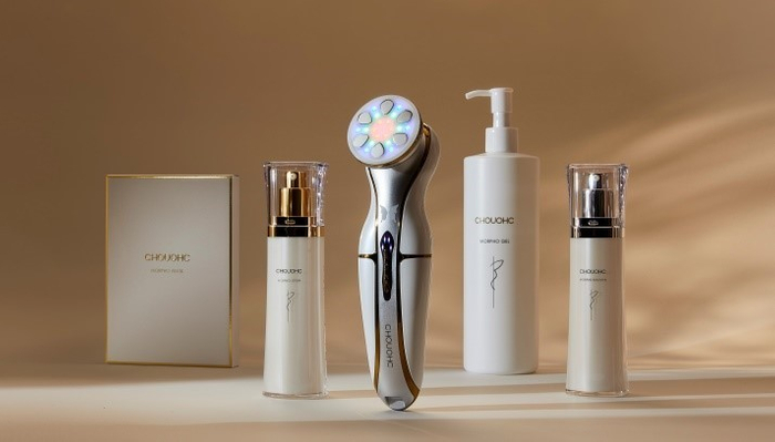 美顔器「THE MORPHO(ザ モルフォ)」と専用コスメ