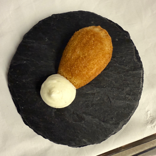 特製レシピのマドレーヌ