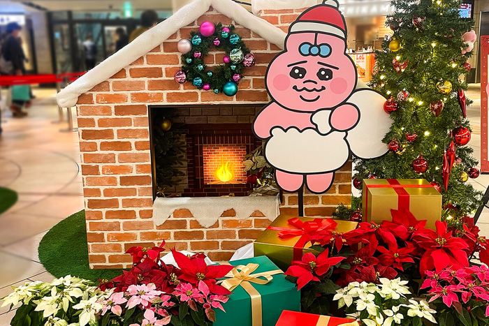 『ホワイティうめだで過ごすクリスマス』花装飾【場所:泉の広場】