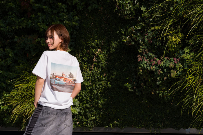 American diner T-shirt 着用