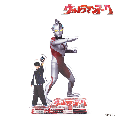 ultra_acrylicstand_ultramanarc