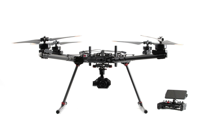 ALTA X＋LR1　前方