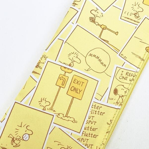 スヌーピーの耐熱ポーチ