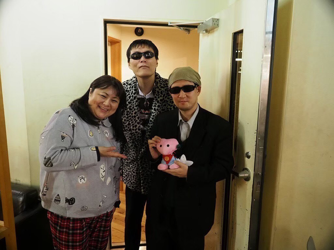 左からSIZUKU、GOD、MANA