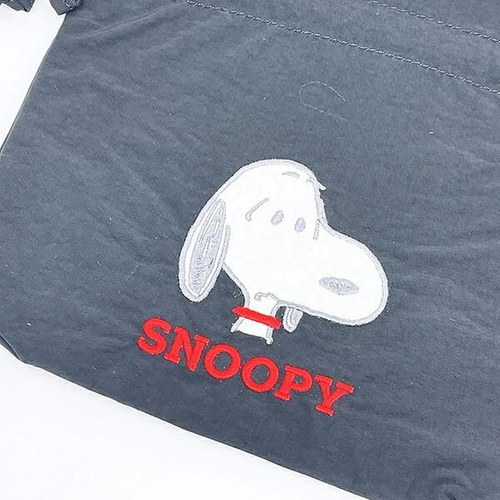 スヌーピーの巾着バッグ