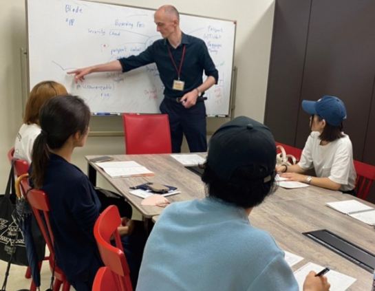 ご出発前に参加できる英会話レッスン