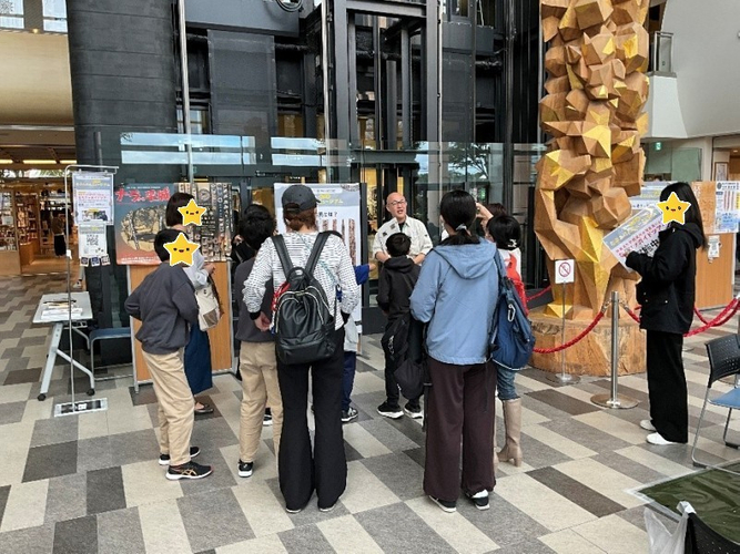 ガイドツアーの様子