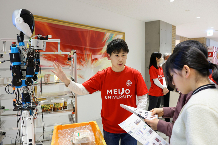 人と共存するロボットを紹介