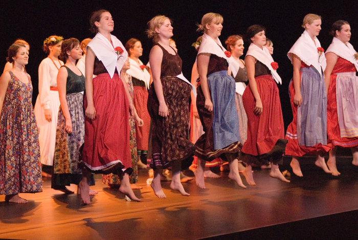 スロヴェニア女声合唱団「カルミナ・スロベニカ」」