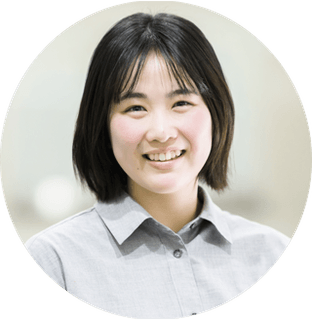 経営学部 1年 大嶽 あかねさん
