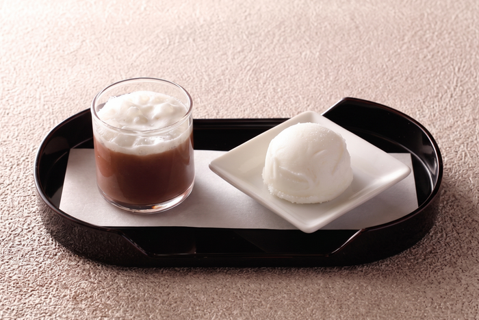 水ようかんと「大山山麓牛乳」のジェラート／日本料理「KATO&rsquo;S DININD & BAR」