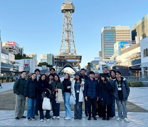 市内観光で久屋大通公園へ