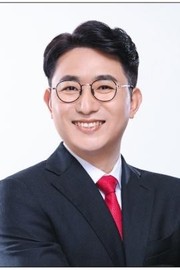 キム・ジェホン釜山東区議会議長