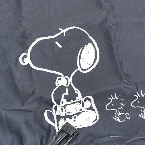 スヌーピーの個性的なスーツケースカバー2種