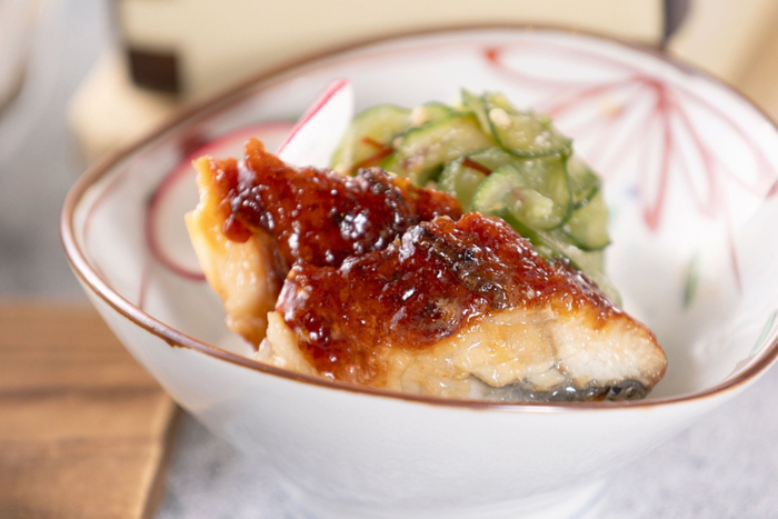 季節の小鉢三種で提供予定の「うざく」