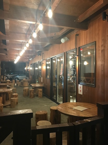 テラス席はペット同伴でどうぞ