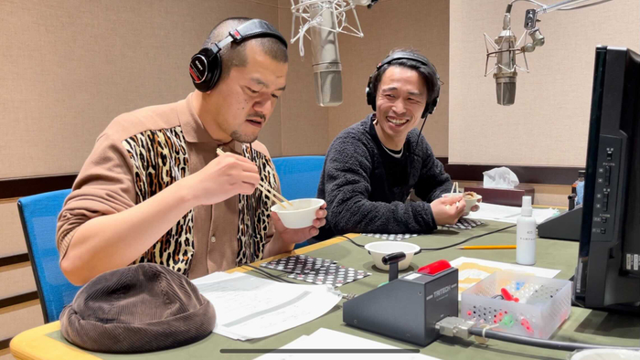 竹内は「コオロギは香ばしくて美味しい」と絶賛