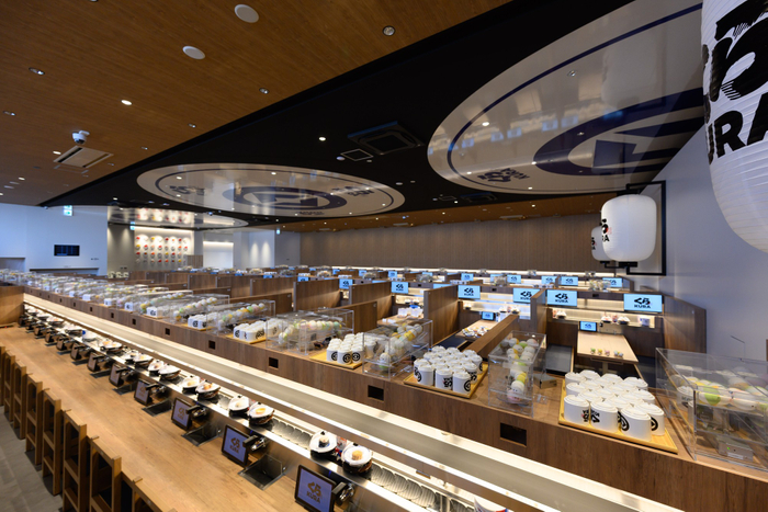 店内のカウンター席