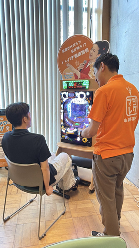 初めて体験するエアロビックトレパチ！に興味津々の様子