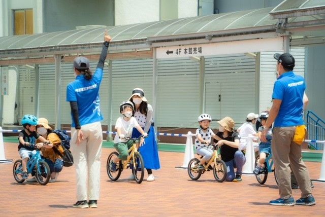 「育む じてんしゃアソビ」イメージ