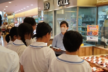 ライフ×西大和学園中学校
「職場体験2.0」企業が抱える課題を解決する特別な職場体験を実施