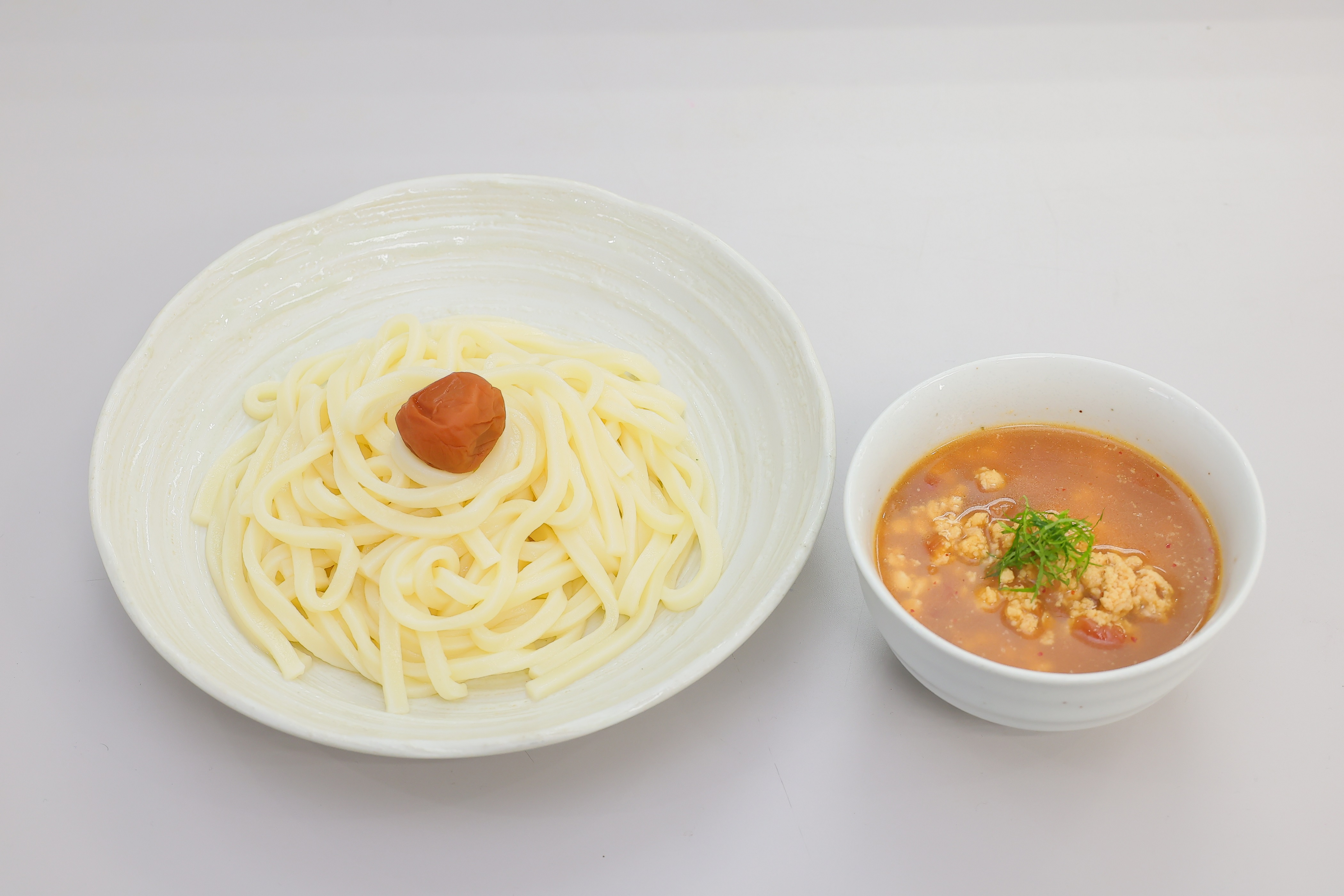 総合優勝受賞作品「紀州南高梅&times;坦々つけうどん（梅タンタン）」