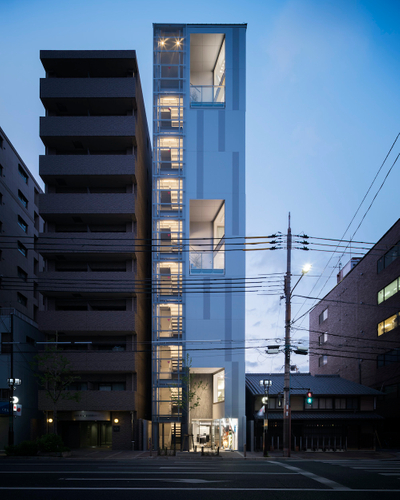 photo Tomooki Kengaku