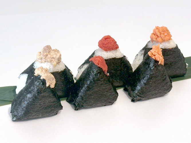 (前)通常サイズ／(後)1.5 倍サイズ