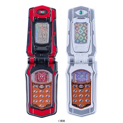 マジレンジャー魔法夫婦セット -MEMORIAL EDITION-~ファイヤーウーザフォン&シルバーマージフォン~(商品イメージ3)